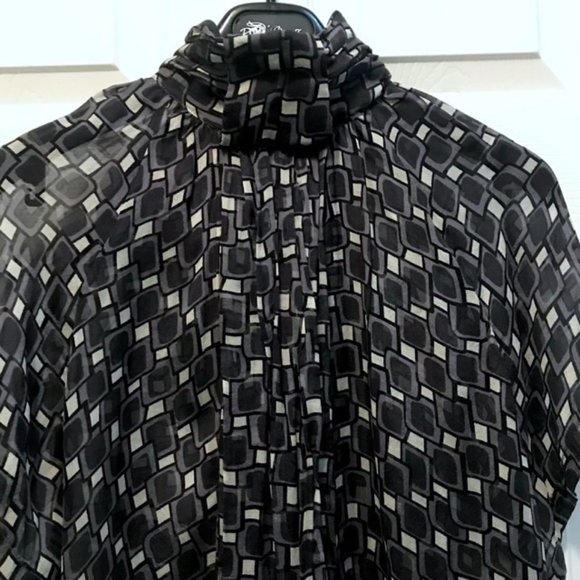 🖤🌹🖤Cute Flowy Zara Check Short Sleeve Blouse - Picture 12 of 13